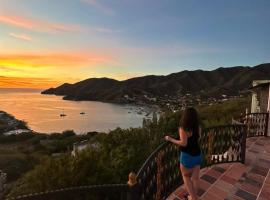 Casa Arev, hotel with jacuzzis in Taganga