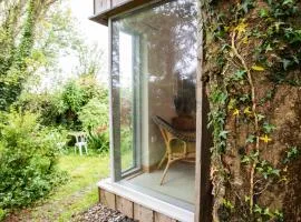 Y Caban - Cosy Cabin in Pembrokeshire