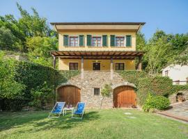 Holiday Home L'Aia by Interhome, hotel di Seravezza