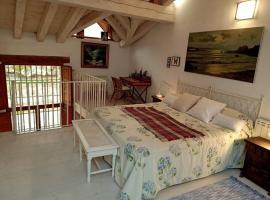 Casita de ensue&ntilde;o, en la sierra de Segovia，塞哥維亞的木屋