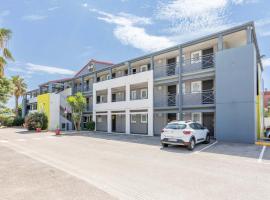 B&B HOTEL Toulon La Seyne sur Mer – hotel w mieście La Seyne-sur-Mer
