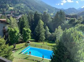 Casa Bianchina La Thuile, hotel with pools in La Thuile