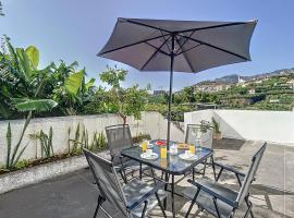Casa Santa Rita by Atlantic Holiday, hotel con estacionamiento en Funchal