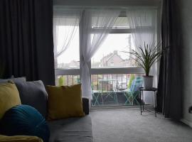 Cosy Apartment with Balcony and Breakfast、ビショップ・オークランドのアパートメント