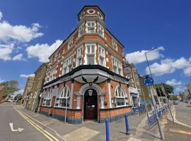 Royal Hotel Sheerness, pet-friendly hotel in Sheerness