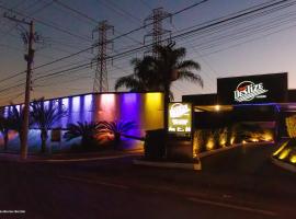 Motel Deslize Ribeirão Preto、リベイラン・プレトのラブホテル