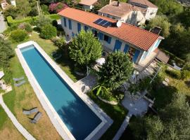 La Maison des Eaux, hotel com piscinas em Saint-Jean-de-Thurac