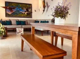 Casa Macaw