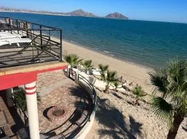 Beachfront condo for rent in Villas de Las Palmas, San Felipe