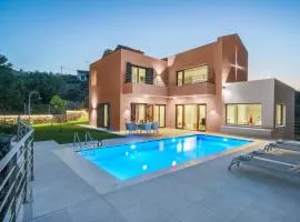 Luxurious Villa Alya with Private Pool, 5km from the beach
