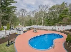 Stay On The Cape Vacation Rentals : Large Family Home With Pool Come Enjoy The Cape