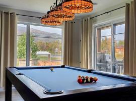 L'EdenSki Condo - Vue sur la montagne, Hotel in Beaupré