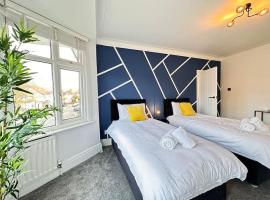 Amazing 3/4 Bed Home: Monthly Bookings, Business Bookings, hotelli kohteessa Preston