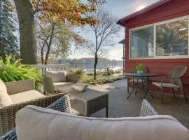 Lakefront Getaway in Leesburg with Dock and Kayaks!