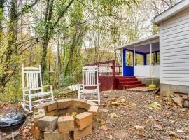 1 Mi to Lake Allatoona Family Home on Farm!