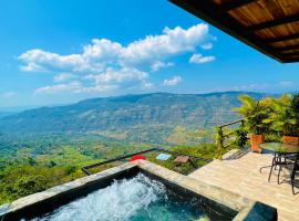 Arrayán Glamping, villa in San Gil