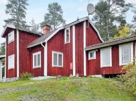 Holiday home EKSJÖ II, cabaña o casa de campo en Eksjö