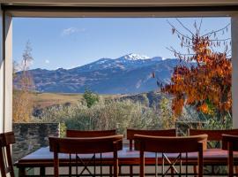 Queenstown Lifestyle and Lakeview, hotelli kohteessa Arrowtown
