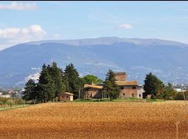 Il Fortino di San Francesco, фермерский дом в городе Коллестрада