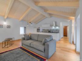 Casa nel Vicolo - Storie e Dimore, hotel v destinaci Chieri