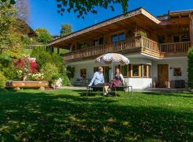 CHALET KITZBICHL, your Holiday Hideaway by Belle Stay, hotel i Reith bei Kitzbühel