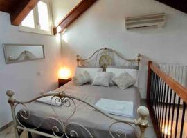 Appartamento in centro, hotel v destinaci Tortona