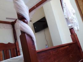Dreams lodge, hotel with parking in Busia