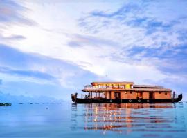 IndraprasthamLakeCruise, boat in Alleppey