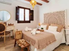 tuGuest Nazarí Calderería Apartments - Free parking