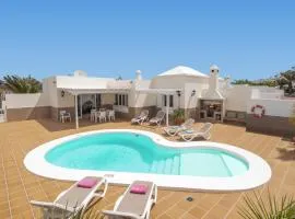 Villa Olivina 1 by Villa Plus