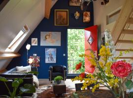 Stijlvol appartement 'Moto' in centrum Franeker., hotel v destinaci Franeker