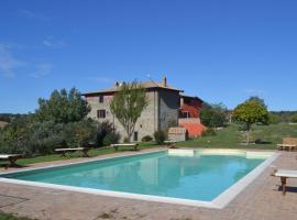 Country House Style, hotel in Montefiascone