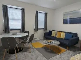 Charming & Quaint Old Compton Apartamento - Quiet Guests Only Allowed, No Parties Allowed, Over 25 years old or families