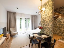 B85 Suites: Varşova'da bir apart otel