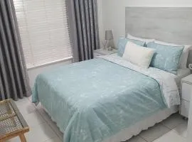Overport Durban Halaal Accommodation 2V "No Alcohol Strictly Halaal No Parties" Entire Luxury Apartment, 2 Bedroom, 4 Sleeper, Self Catering, 300m from Musjid Al Hilaal