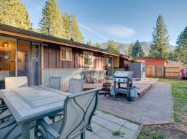 Stateline Home about 2 Mi to Tahoe Beaches, pet-friendly hotel in Stateline