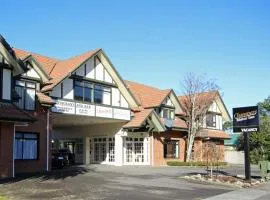 Champers Motor Inn