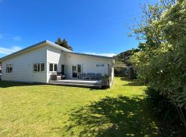 Graydon Grove, place to stay in Kaiteriteri