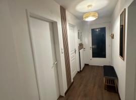 Appartement calme et chaleureux 80 m2, viešbutis su vietomis automobiliams mieste Kėlis