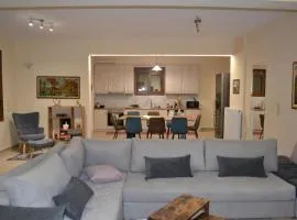 Gravia's Villa