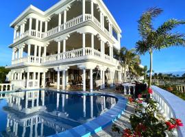 Villa #2 Luxury 3 Bedroom, 3 Bath at Casablanca, hotel v destinaci El Jamo