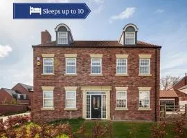 Beautiful Big Family Home - Sleeps 10, Park 3 Cars