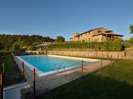 Apartment in Gualdo Cattaneo - Umbrien 24179, hotel v destinaci Gualdo Cattaneo