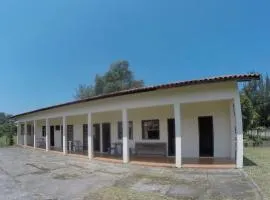 Suítes Casa Amarela da Ferrugem