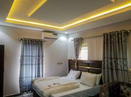Barloc hotel and suites, готель у місті Порт-Гаркорт