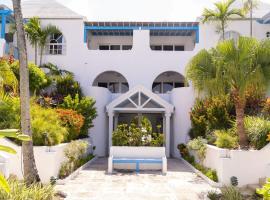 Deluxe Ocean View Villas - Just Steps From White Sand Beaches, villa en Creek Village