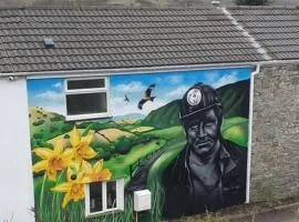 Old Canal-Side Cottage Taff Trail Merthyr Tydfil
