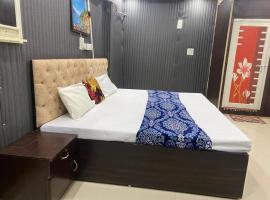 Viesnīca Hotel Subh Ratri, Jhansi pilsētā Džānsi