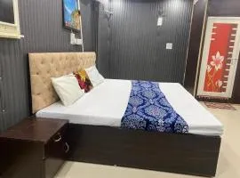 Hotel Subh Ratri, Jhansi