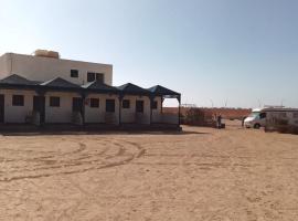 camping-car sahara line boujdour, kamp v mestu Cabo Bojador